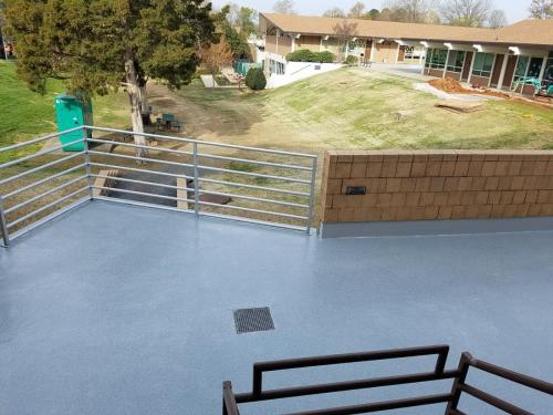 Crushed Granite ColorQuartz applied on a school's outdoor area